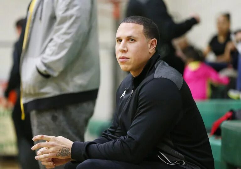 Sacramento State head coach Mike Bibby