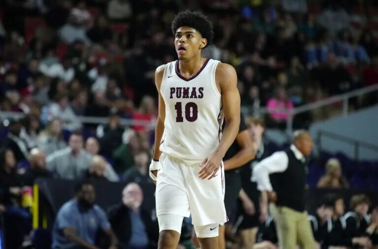 Koa Peat committed to Arizona.