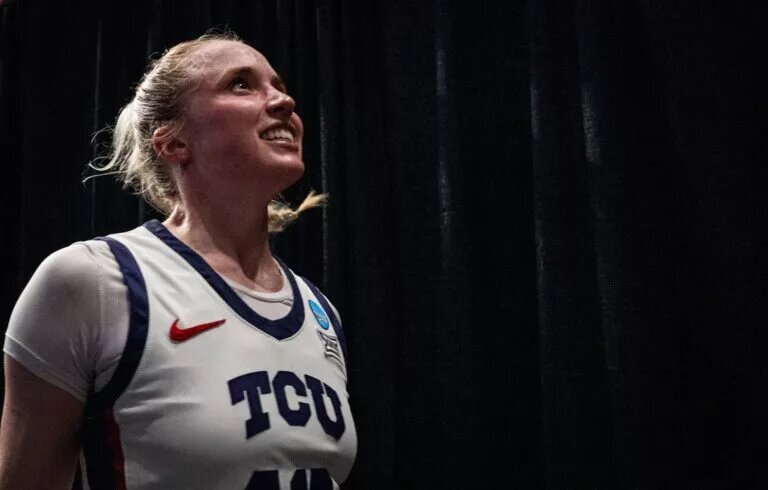 Hailey Van Lith makes Elite Eight History