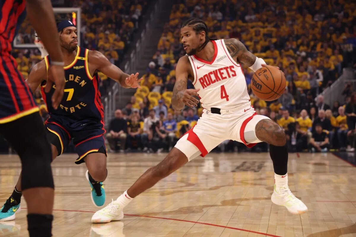 Houston Rockets guard Jalen Green (4) controls the ball