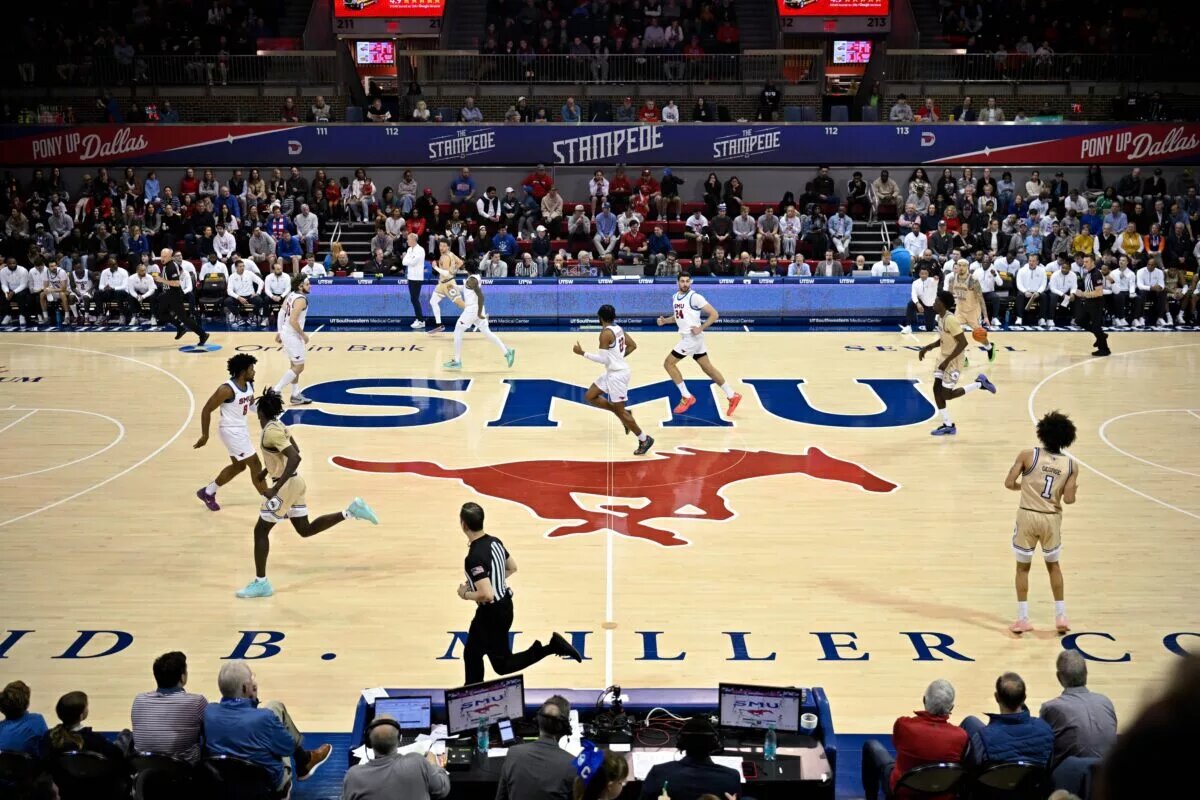 SMU added Jaron Pierre Jr. in the transfer portal.
