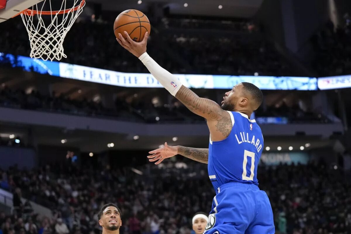 The Bucks received a positive Damian Lillard update.