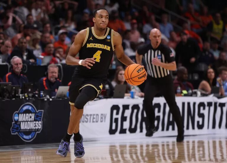 Nimari Burnett is returning to Michigan.