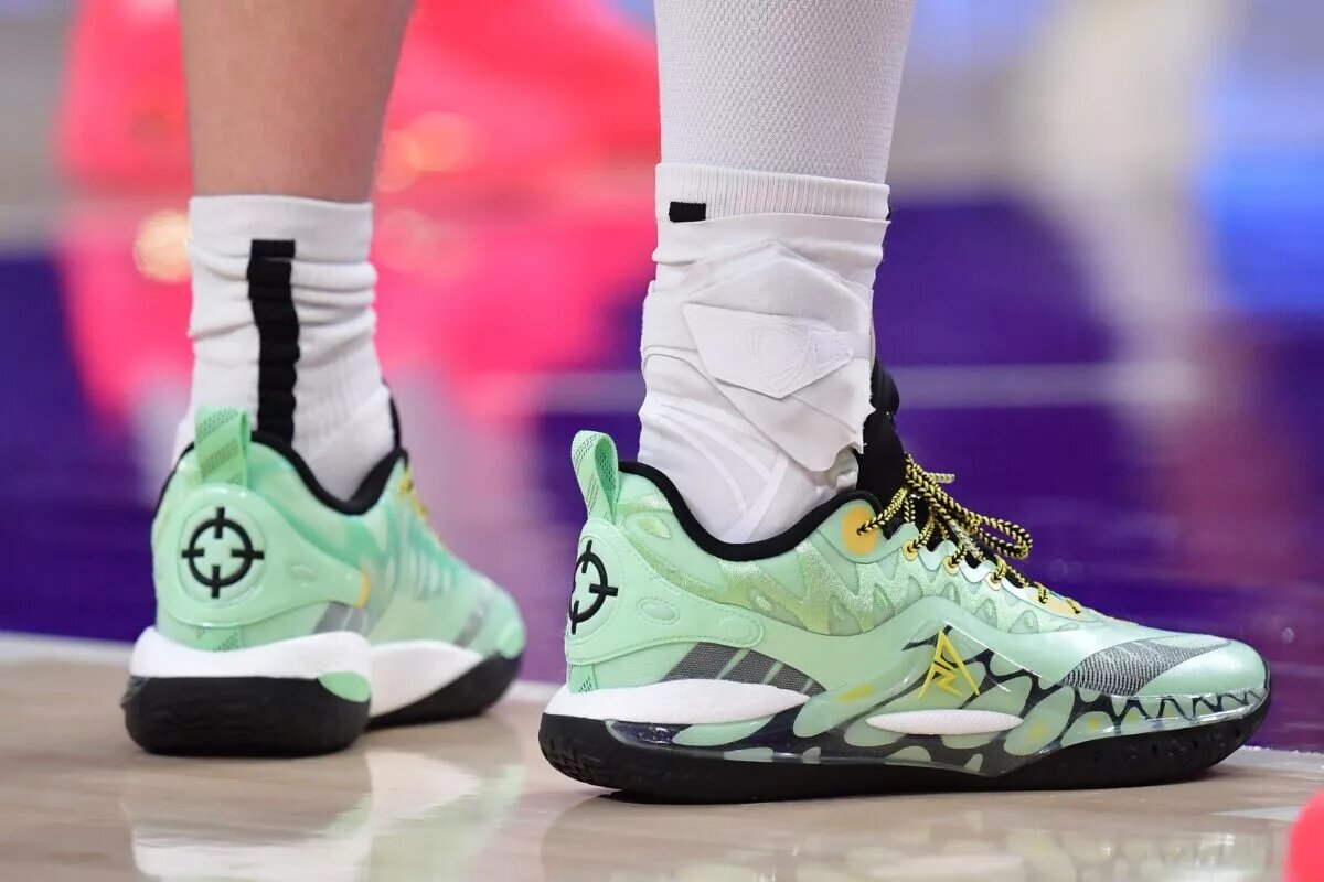 Los Angeles Lakers guard Austin Reaves