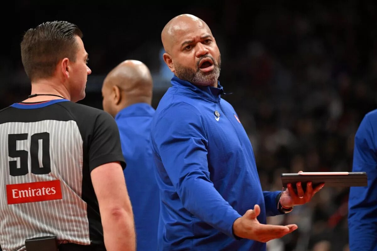 Apr 4, 2025; Toronto, Ontario, CAN; Detroit Pistons head coach J.B. Bickerstaff speaks to game official Gediminas Petraitis (50) during a time out against the Toronto Raptors in the second half at Scotiabank Arena. Mandatory Credit: Dan Hamilton-Imagn Images Jaden Ivey