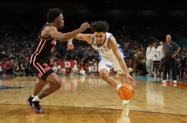 Tyrese Proctor leaves Duke for the 2025 NBA Draft.