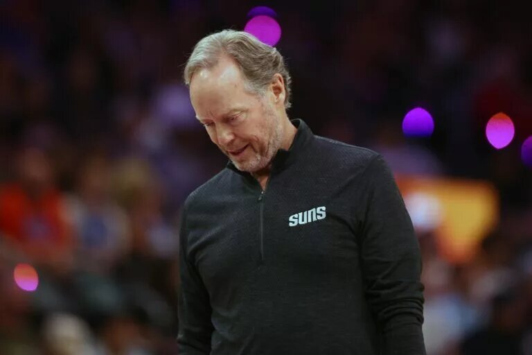 Phoenix Suns head coach Mike Budenholzer