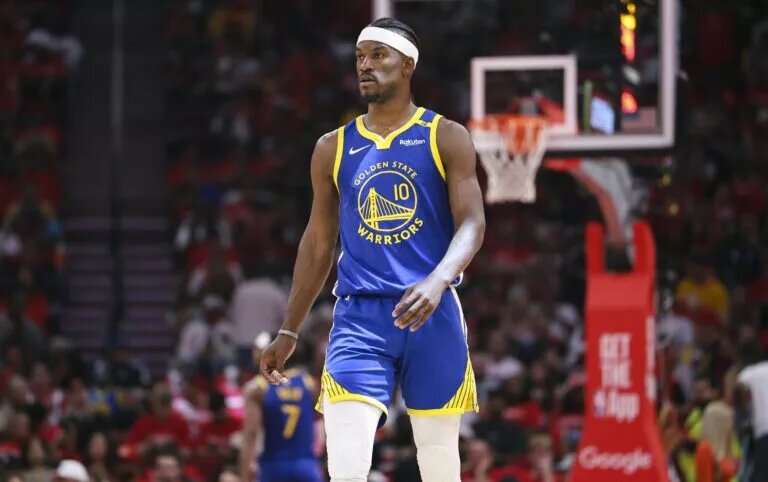 Jimmy Butler suffered an injury in Game 2.