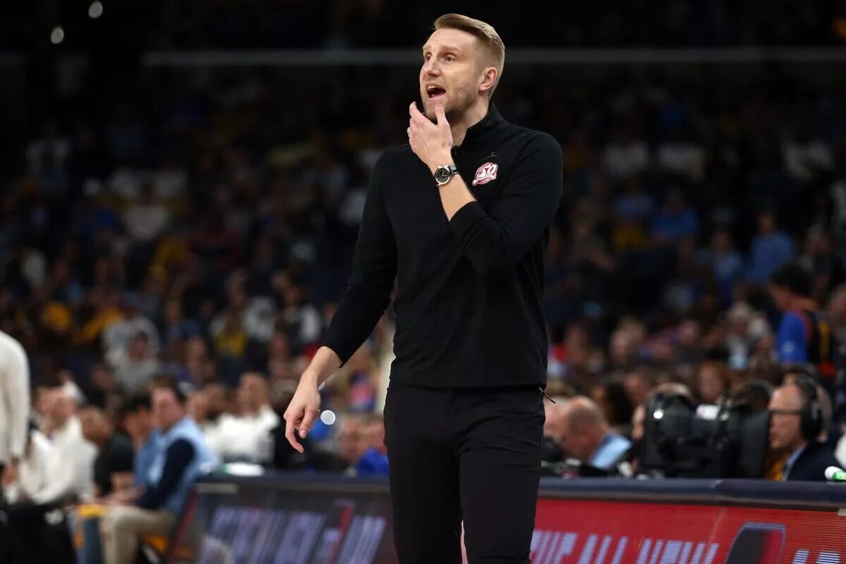 Memphis Grizzlies interim head coach Tuomas Iisalo