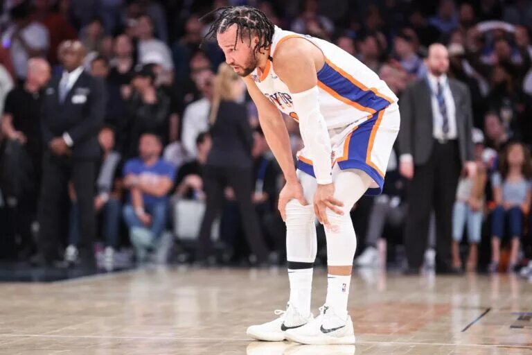 The Knicks lost Game 5 to the Pistons.