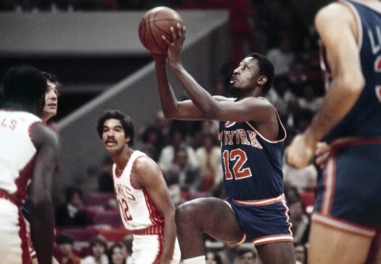 Two-time Knick champion, Dick Barnett Dies at 88