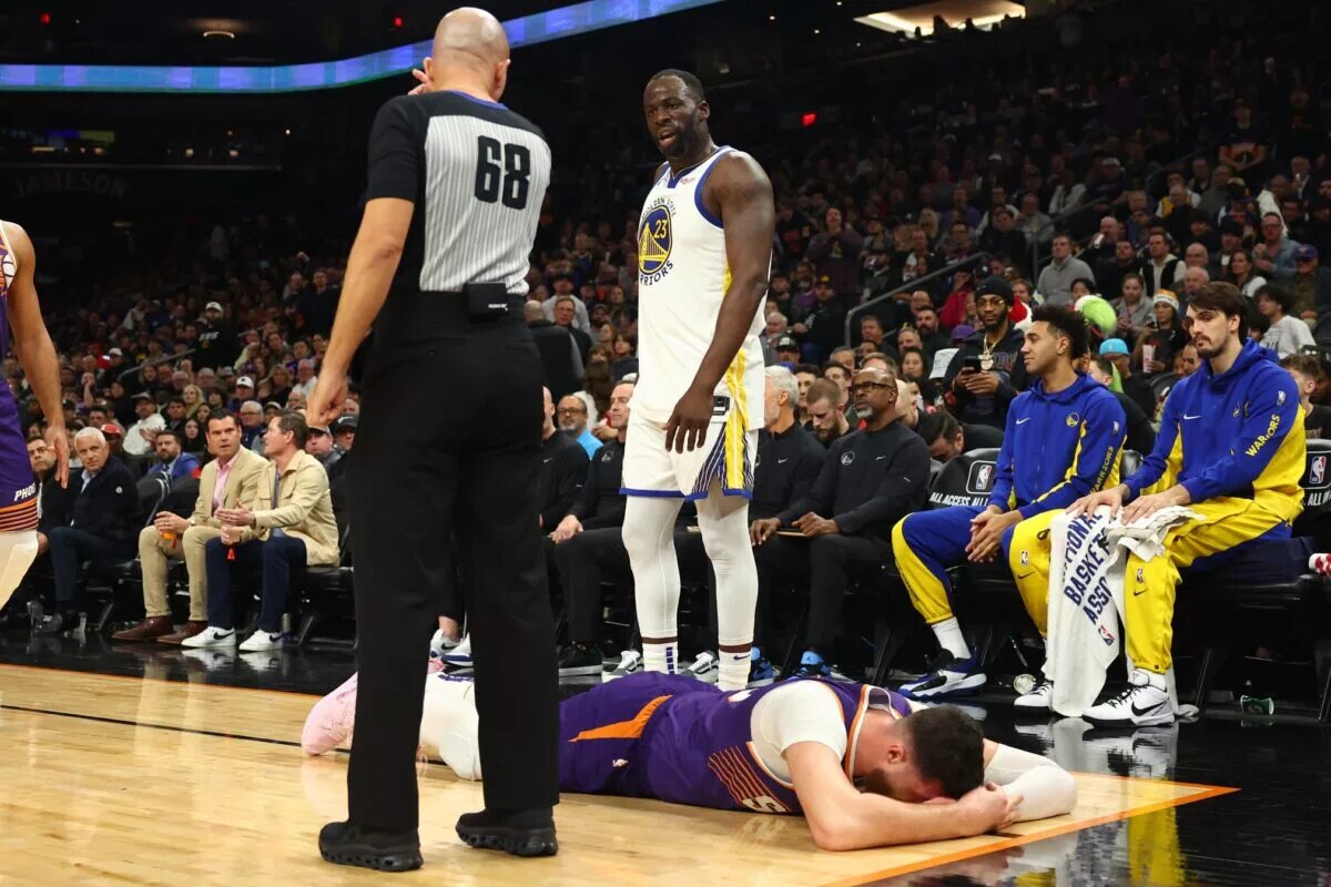 Draymond Green punched Jusuf Nurkic.