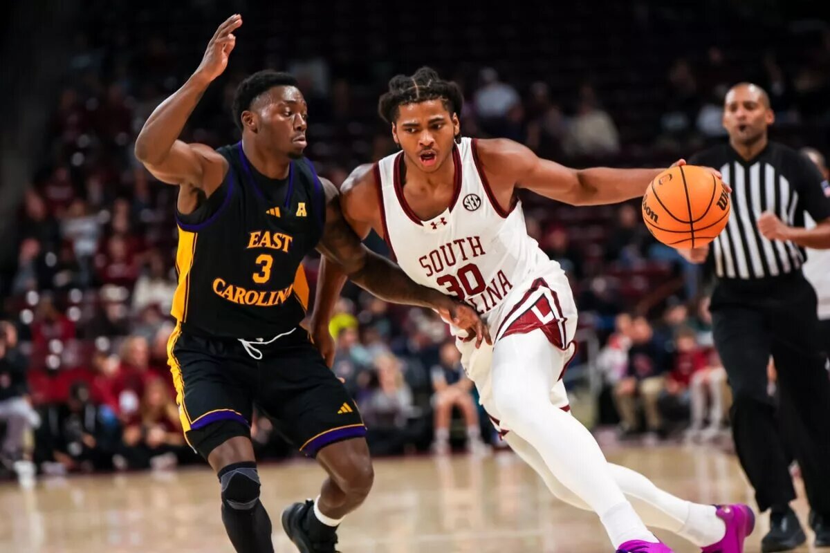 2025 NBA Draft prospects: South Carolina Gamecocks forward Collin Murray-Boyles (30) and East Carolina Pirates guard RJ Felton (3)