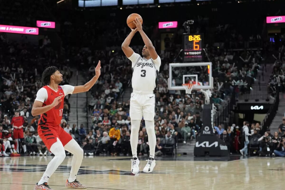 The Blazers are interested in Chris Paul.