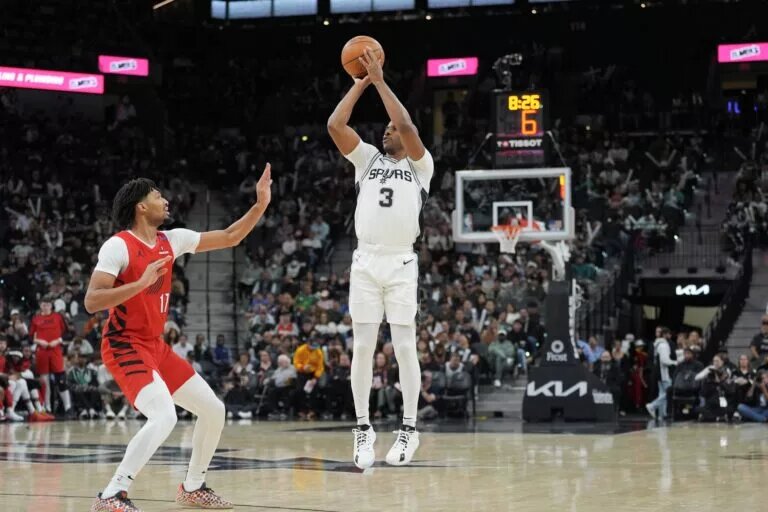 The Blazers are interested in Chris Paul.