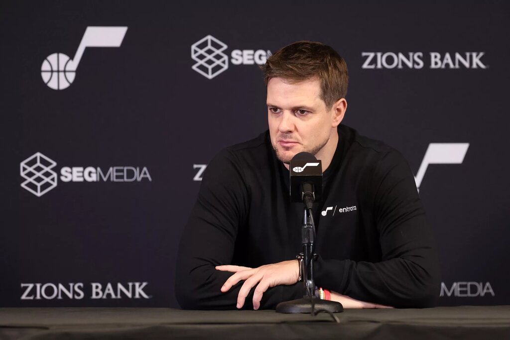 Will Hardy inks extension with Utah Jazz