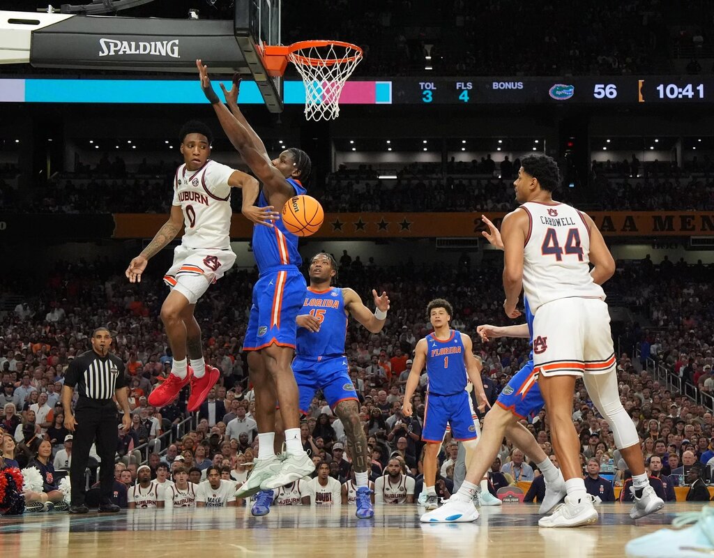 Tahaad Pettiford will decide if he will remain in the NBA draft on May 28th