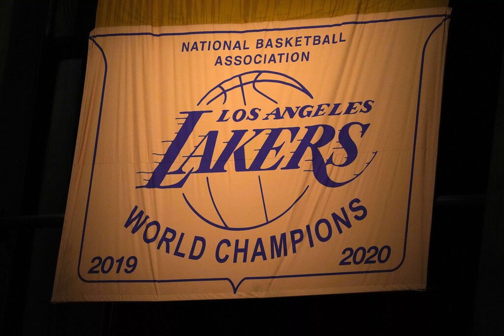 Lakers Sale saves Lakers from financial troubles on the horizon