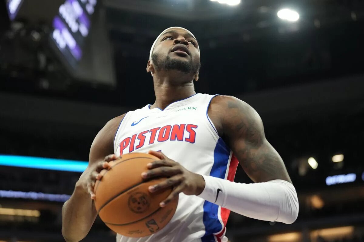 Paul Reed re-signed with the Pistons.
