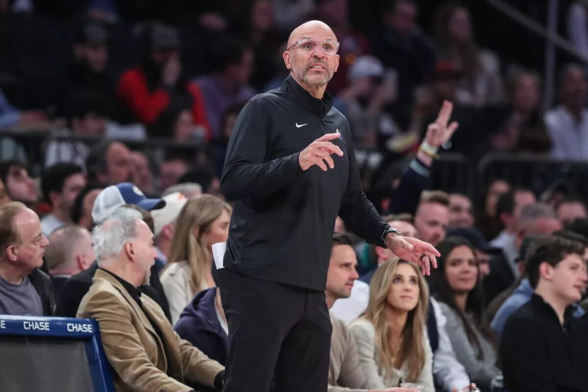 Mar 25, 2025; New York, New York, USA; Dallas Mavericks head coach Jason Kidd signals to the team in the first quarter against the New York Knicks at Madison Square Garden. Mandatory Credit: Wendell Cruz-Imagn Images