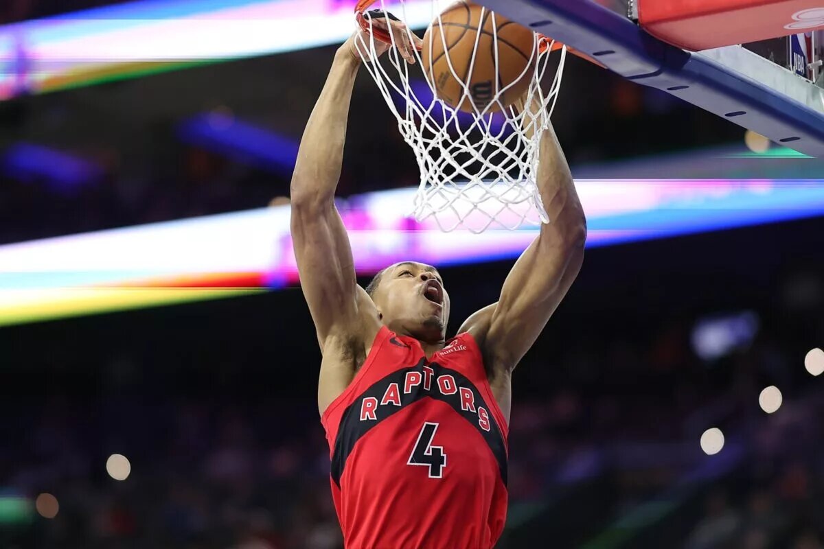 Mar 30, 2025; Philadelphia, Pennsylvania, USA; Toronto Raptors forward Scottie Barnes (4) dunks the ball against the Philadelphia 76ers during the third quarter at Wells Fargo Center. Mandatory Credit: Bill Streicher-Imagn Images