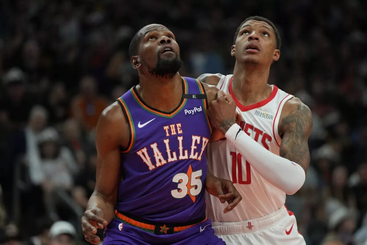 The Suns have lowered their asking price for Kevin Durant during their negotiations