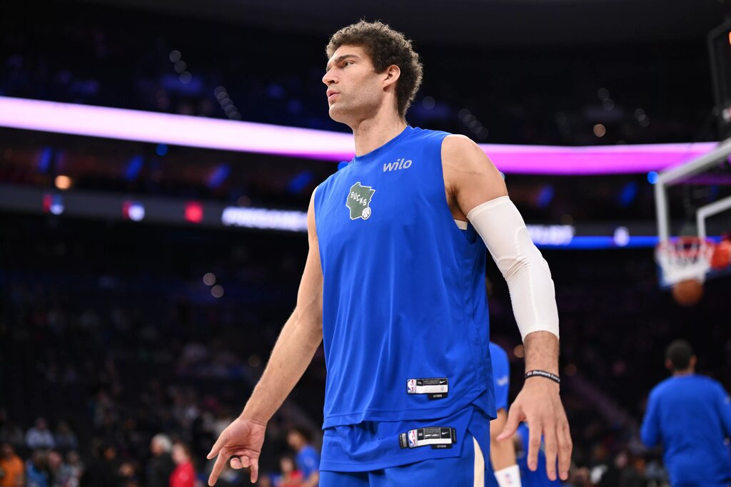 Brook Lopez is a free agent.