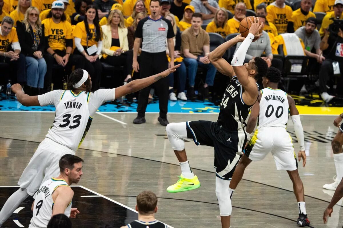 Giannis Antetokounmpo and the Toronto Raptors have mutual interest