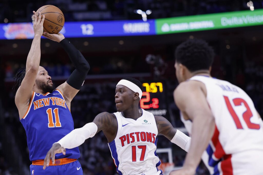 Dennis Schroder’s negotiations with the Pistons could get new momentum after news of Malik Beasley's investigation 
