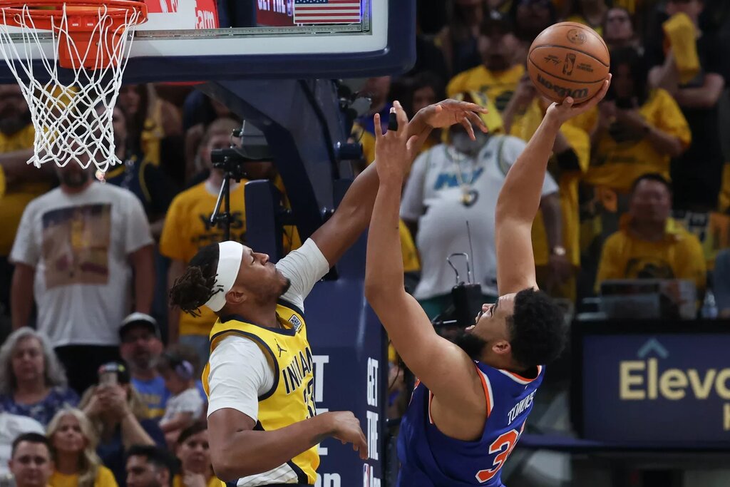 Karl-Anthony Towns has been floated in a Knicks trade for Kevin Durant by NBA insider, Kevin O’Connor 
