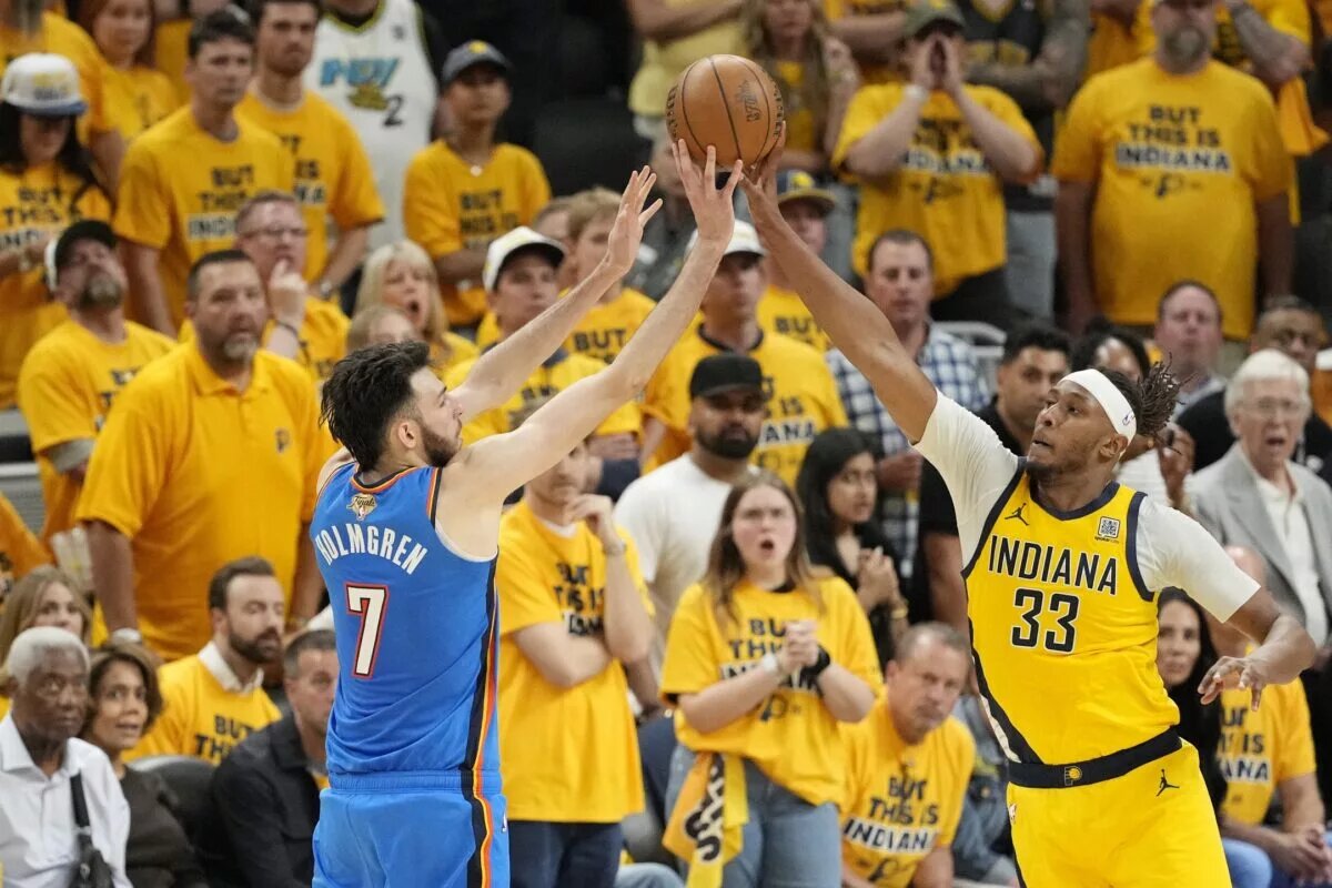 The Thunder are down 2-1.