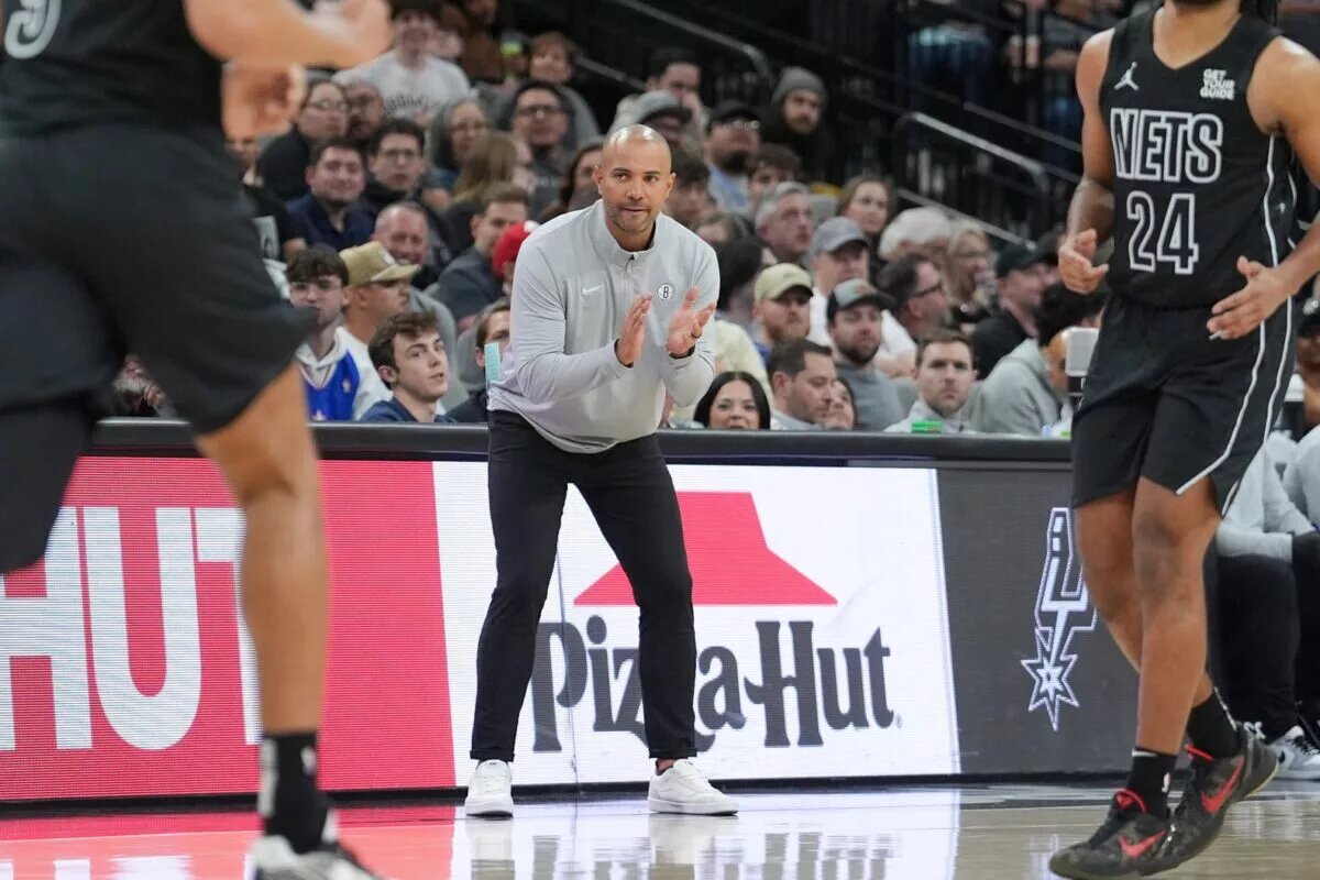 Brooklyn Nets head coach Jordi Fernandez