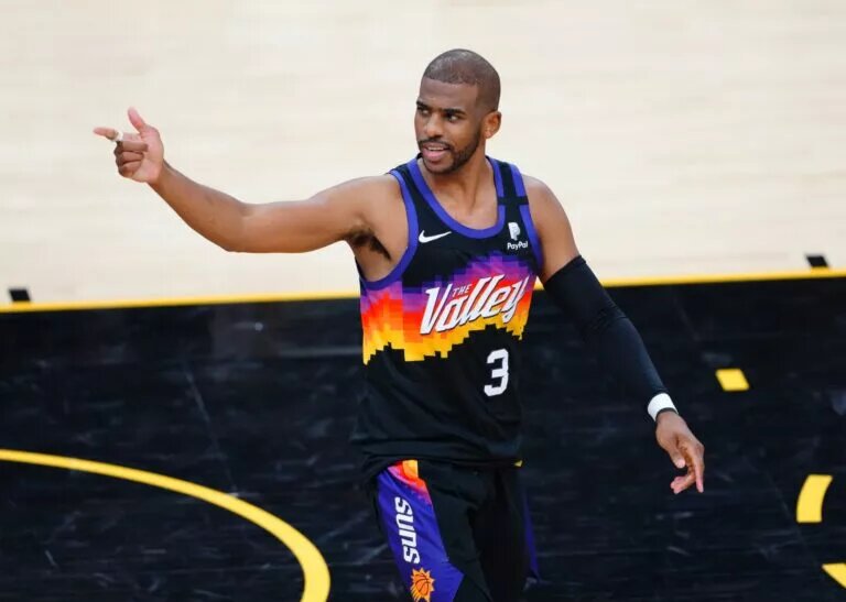 Former Phoenix Suns point guard Chris Paul