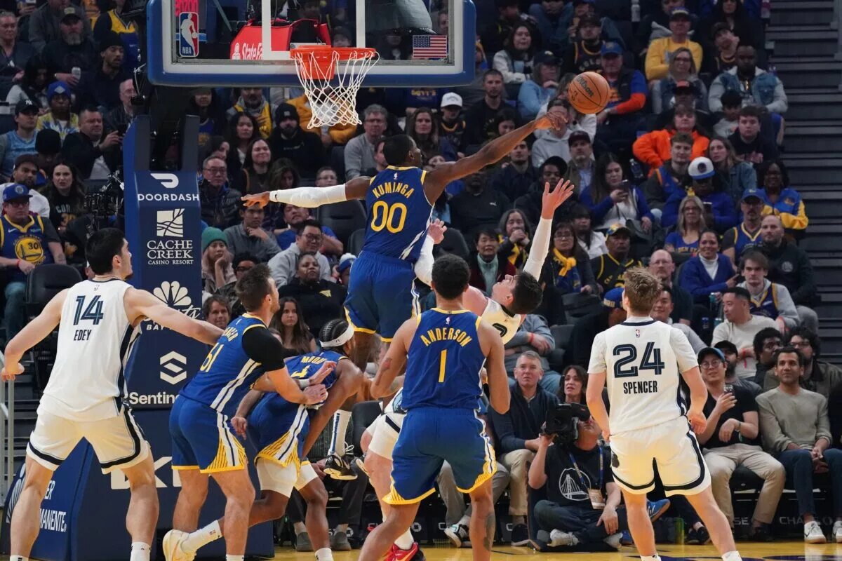 Golden State Warriors forward Jonathan Kuminga
