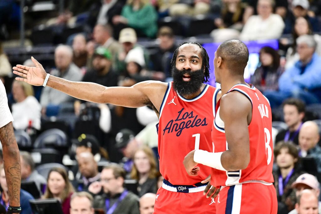 James Harden and Kris Dunn are set to feature more than Chris Paul for the Clippers 
