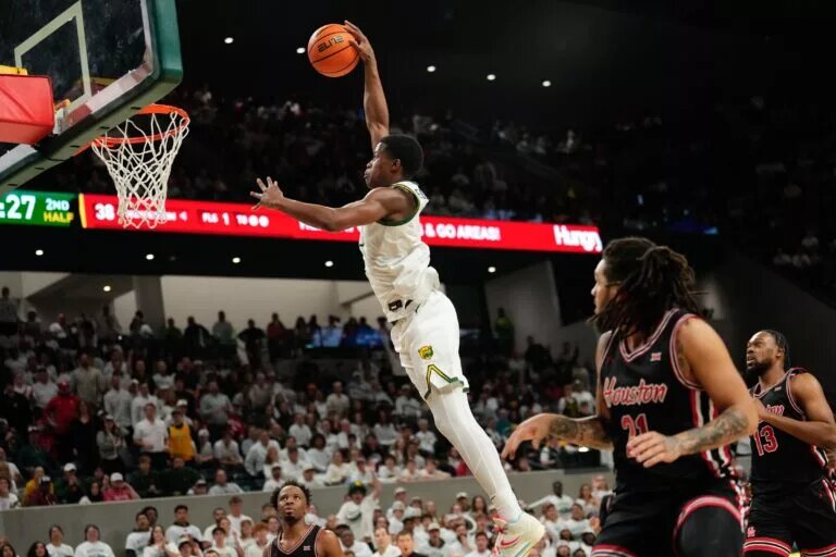 Philadelphia 76ers guard VJ Edgecombe in college (Baylor)