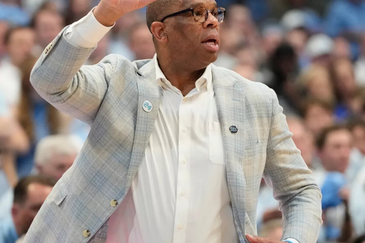 Hubert Davis of UNC