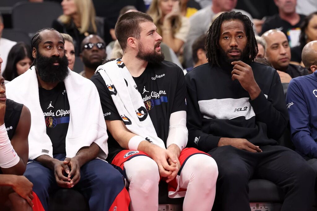 Kawhi Leonard’s contract could be voided at the end of the season 