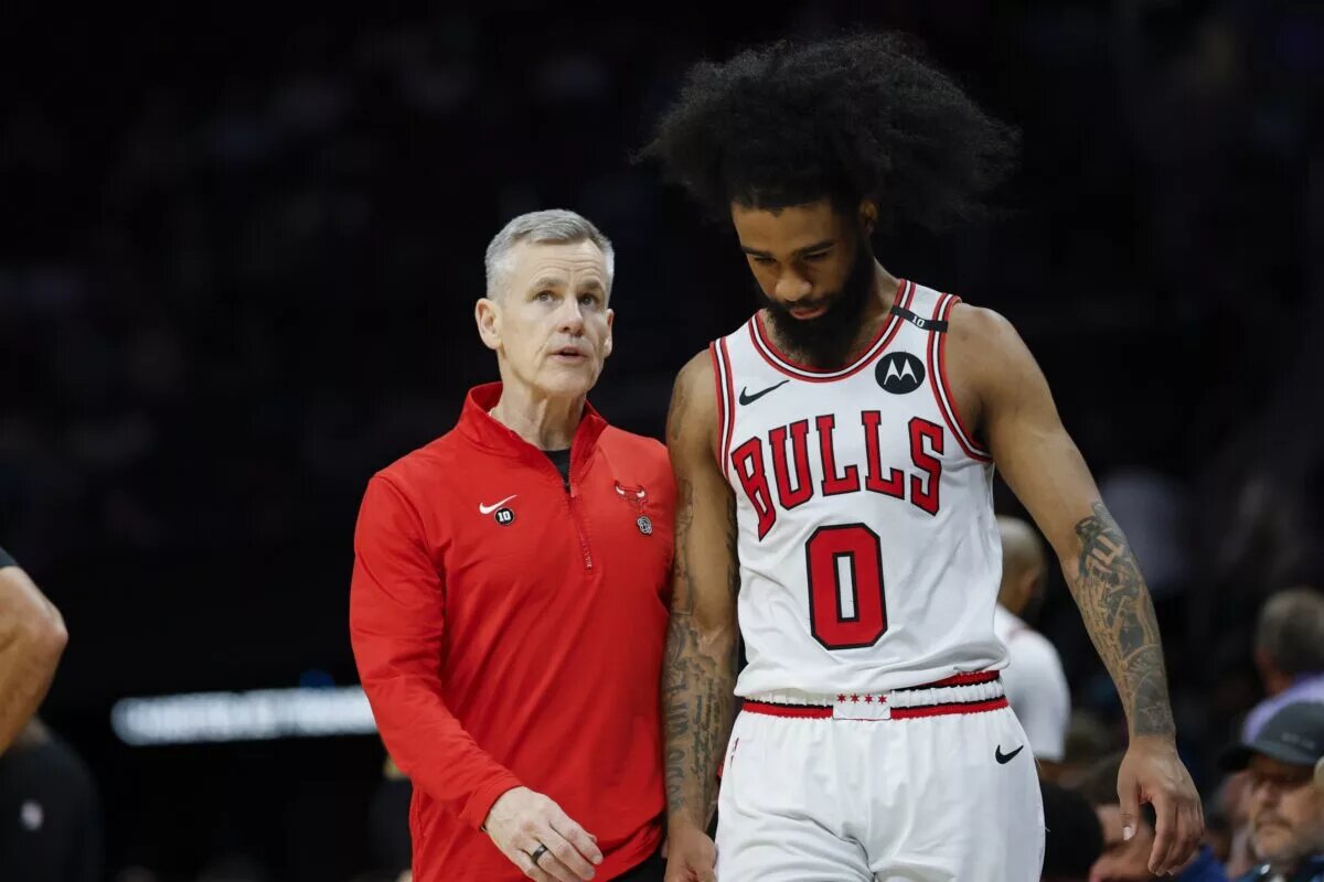 Billy Donovan and Coby White