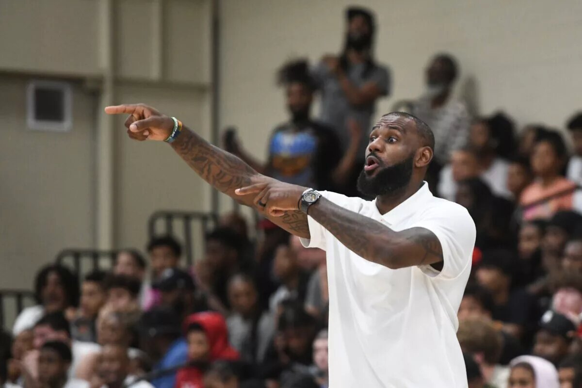 LeBron James and the Lakers front office have maintained an open line of communication