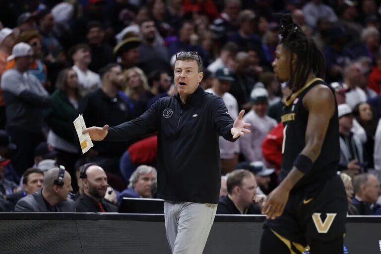 Mark Byington adding recruits