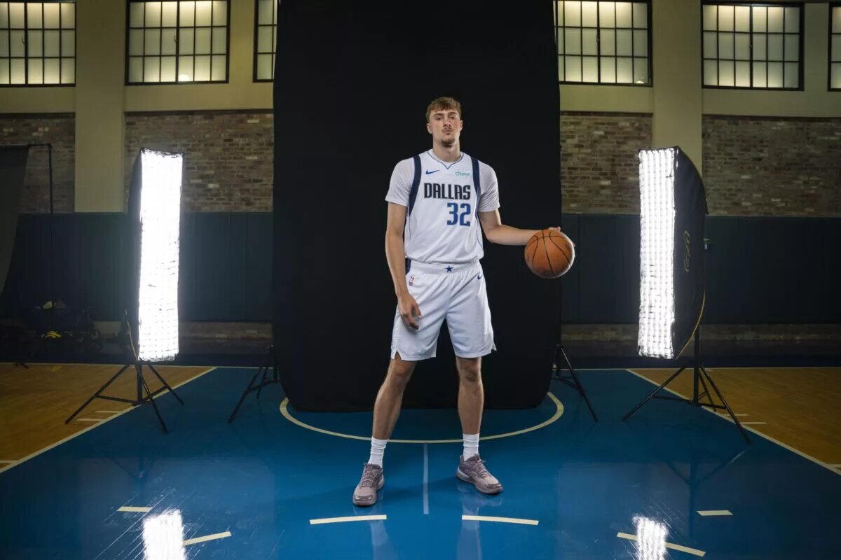Sep 29, 2025; Dallas, TX, USA; Dallas Mavericks forward Cooper Flagg (32) poses for a photo during the Mavericks 2025 media day at the American Airlines Center. Mandatory Credit: Jerome Miron-Imagn Images