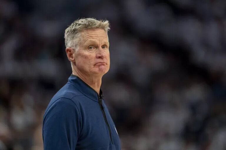 Golden State Warriors head coach Steve Kerr