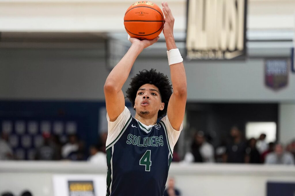 Oakland Soldiers’ Tyran Stokes (4) shoots a free throw during a game at Nike EYBL at the Memphis Sports & Events Center on Saturday, May 17, 2025.