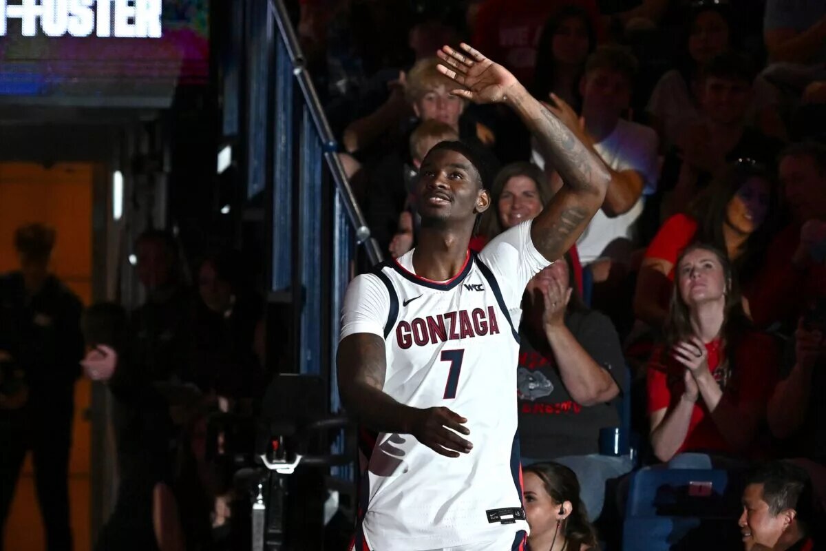 Gonzaga Bulldogs guard Tyon Grant-Foster