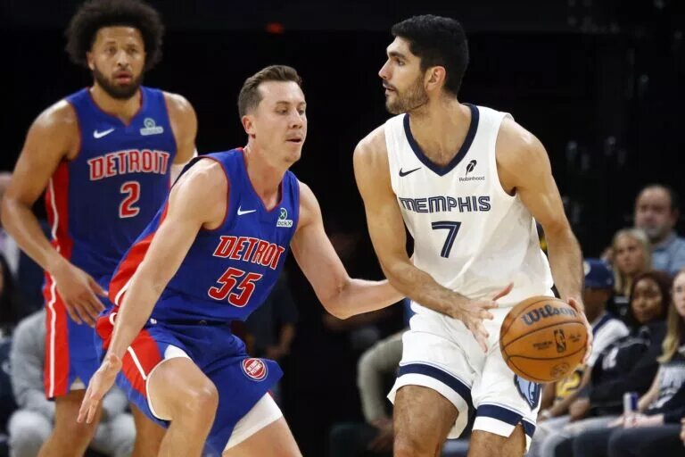 Duncan Robinson of the Detroit Pistons