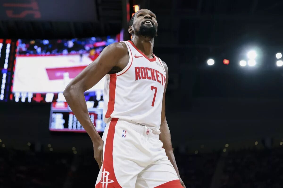 Houston Rockets forward Kevin Durant