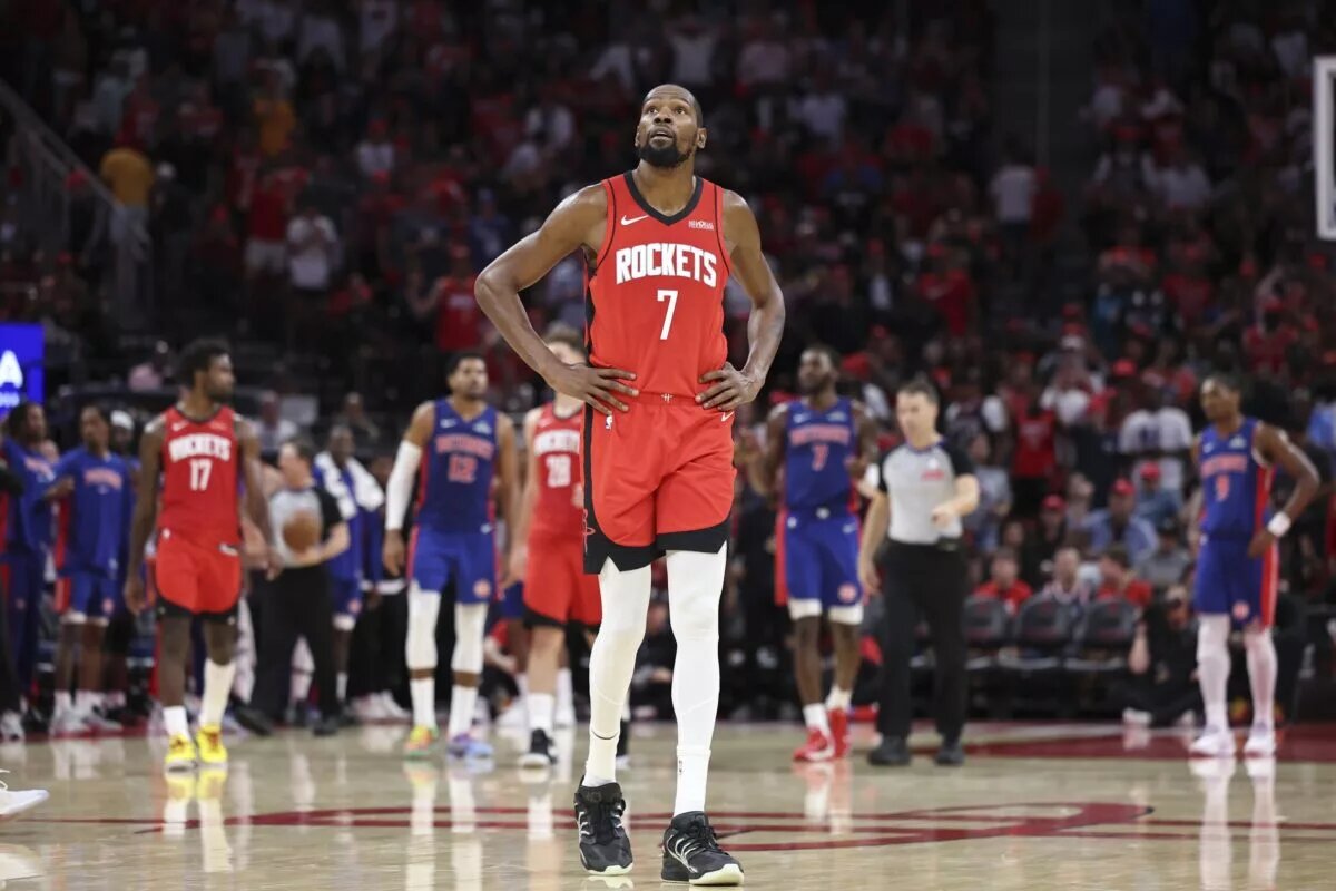 Houston Rockets forward Kevin Durant