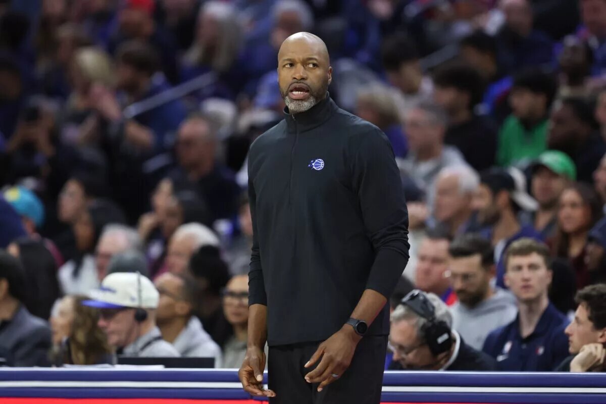 Orlando Magic head coach Jamahl Mosley
