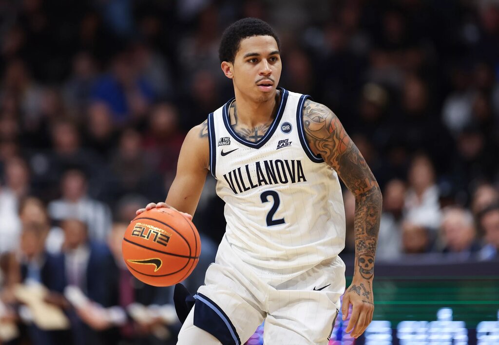 Villanova Wildcats guard Bryce Lindsay (2) controls the ball against the Duquesne Dukes during the first half at William B. Finneran Pavilion.